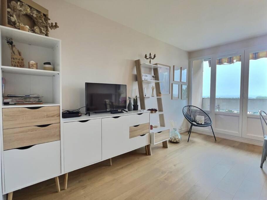 Apartament "L'Horizon" De Miss.K Conciergerie Mâcon Zewnętrze zdjęcie